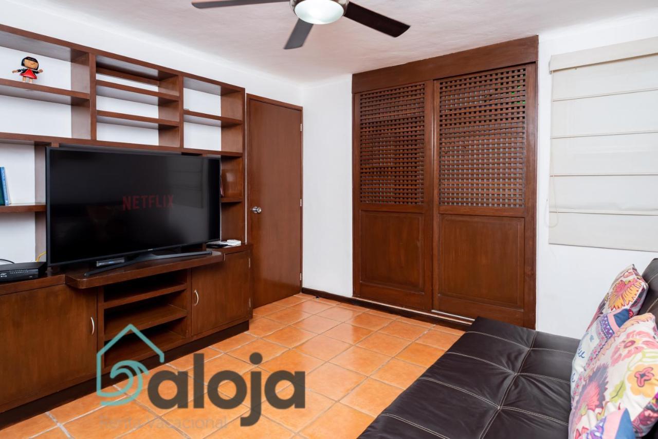 Apartamento amplio en zona ideal a 5min de WALLMART Cancún Exterior foto