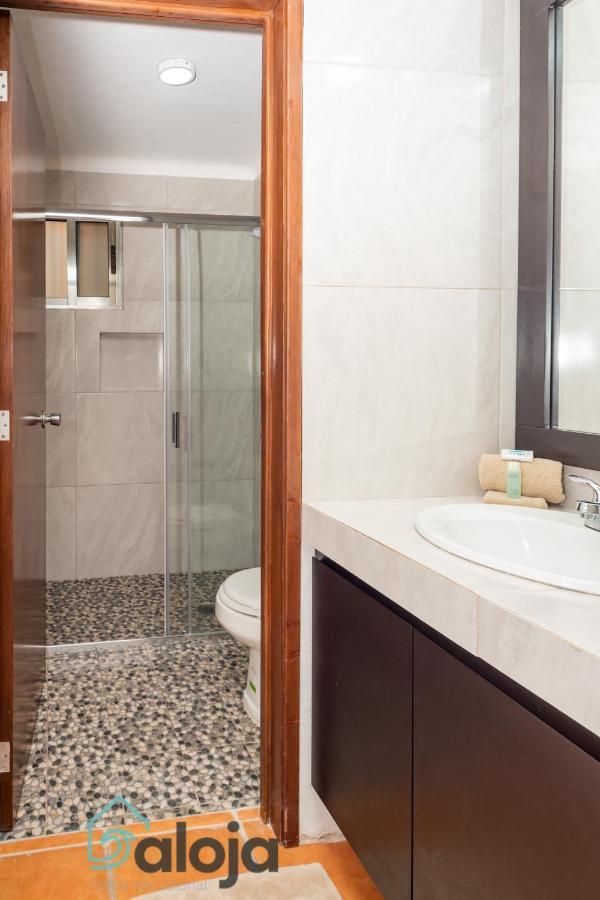 Apartamento amplio en zona ideal a 5min de WALLMART Cancún Exterior foto